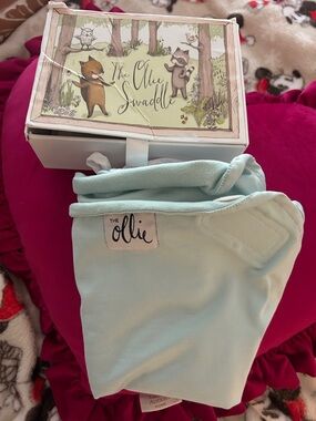 🩷The Ollie Swaddle NEW light blue